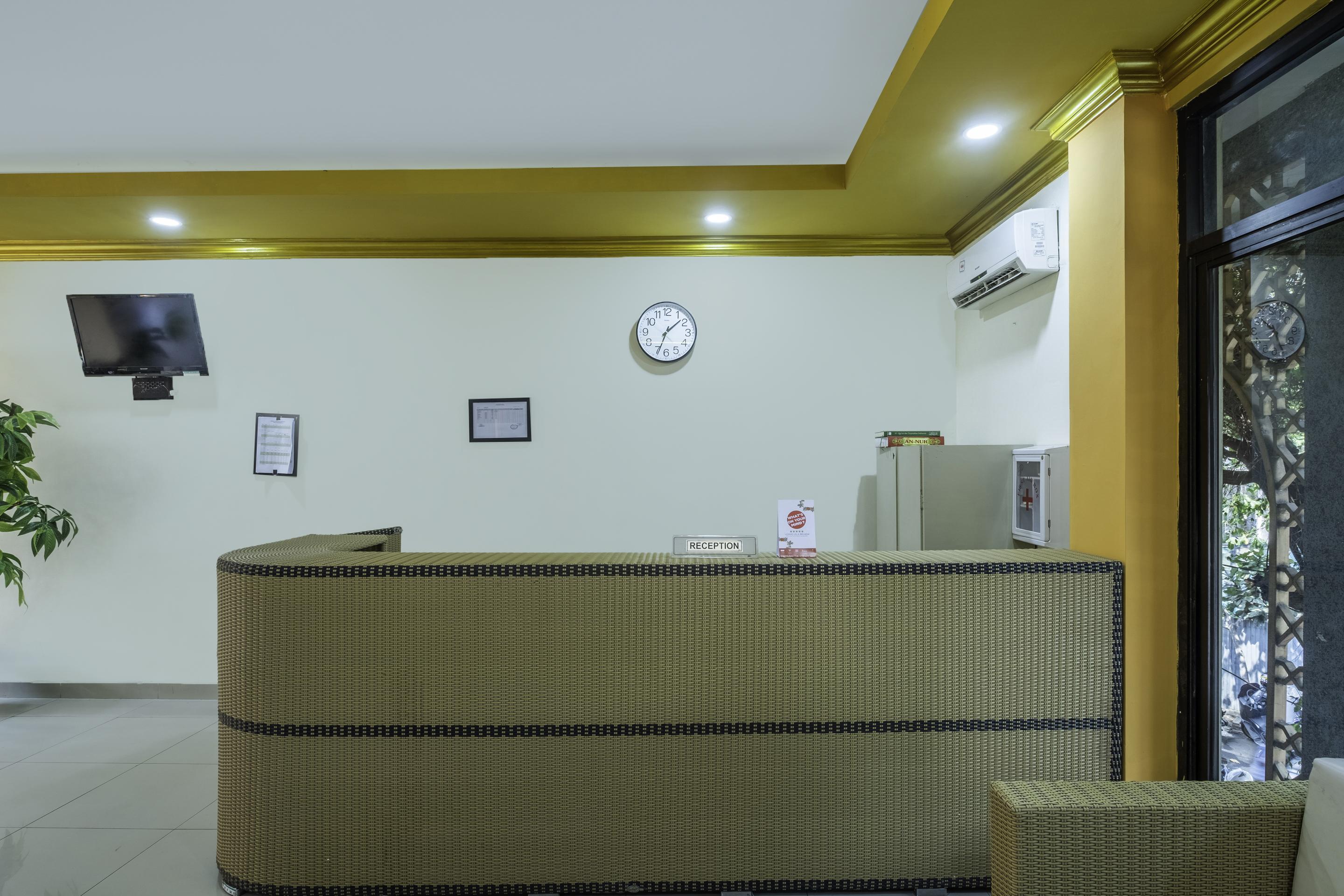 Oyo 2132 Pondok Avicenna Cirebon Zewnętrze zdjęcie