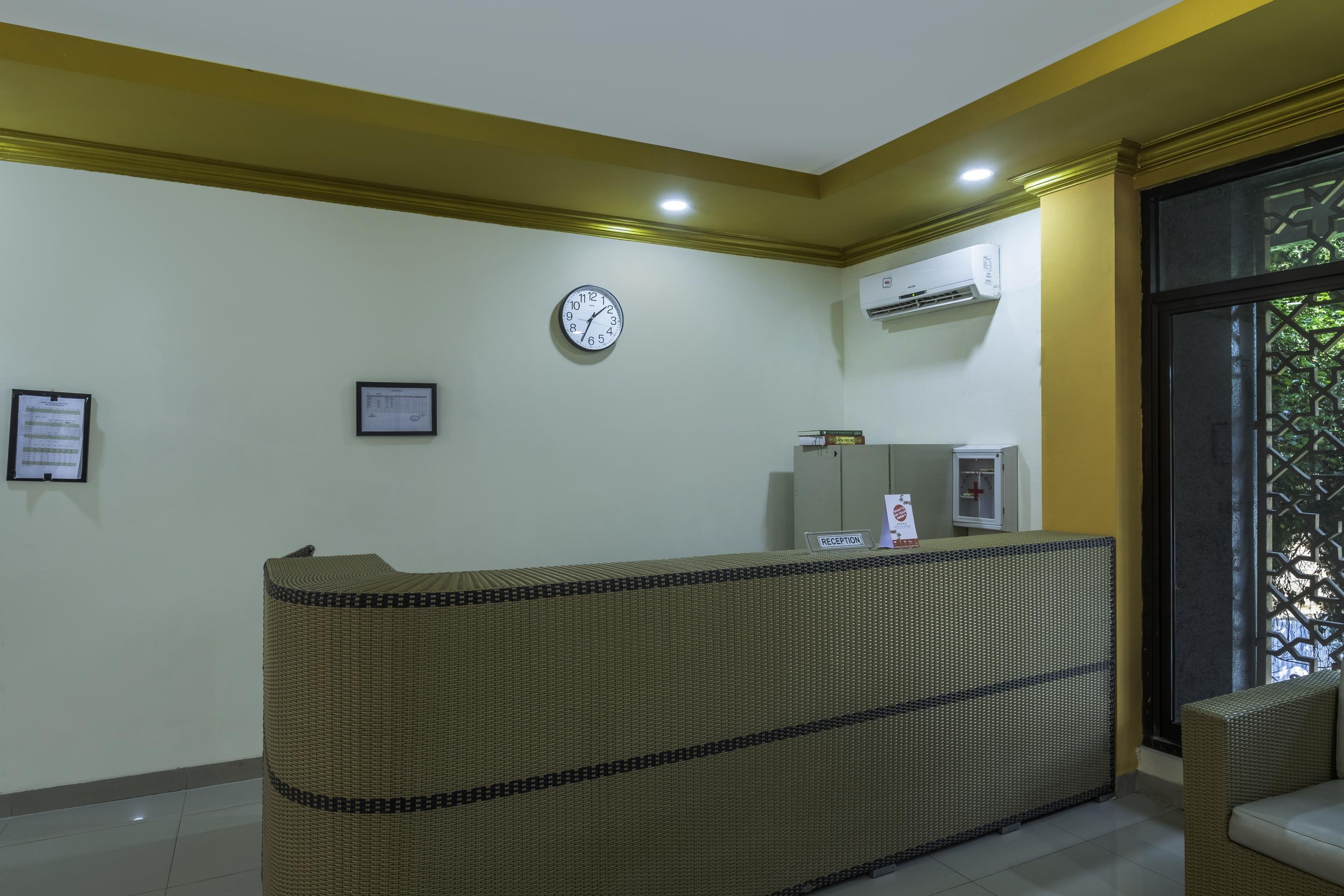 Oyo 2132 Pondok Avicenna Cirebon Zewnętrze zdjęcie