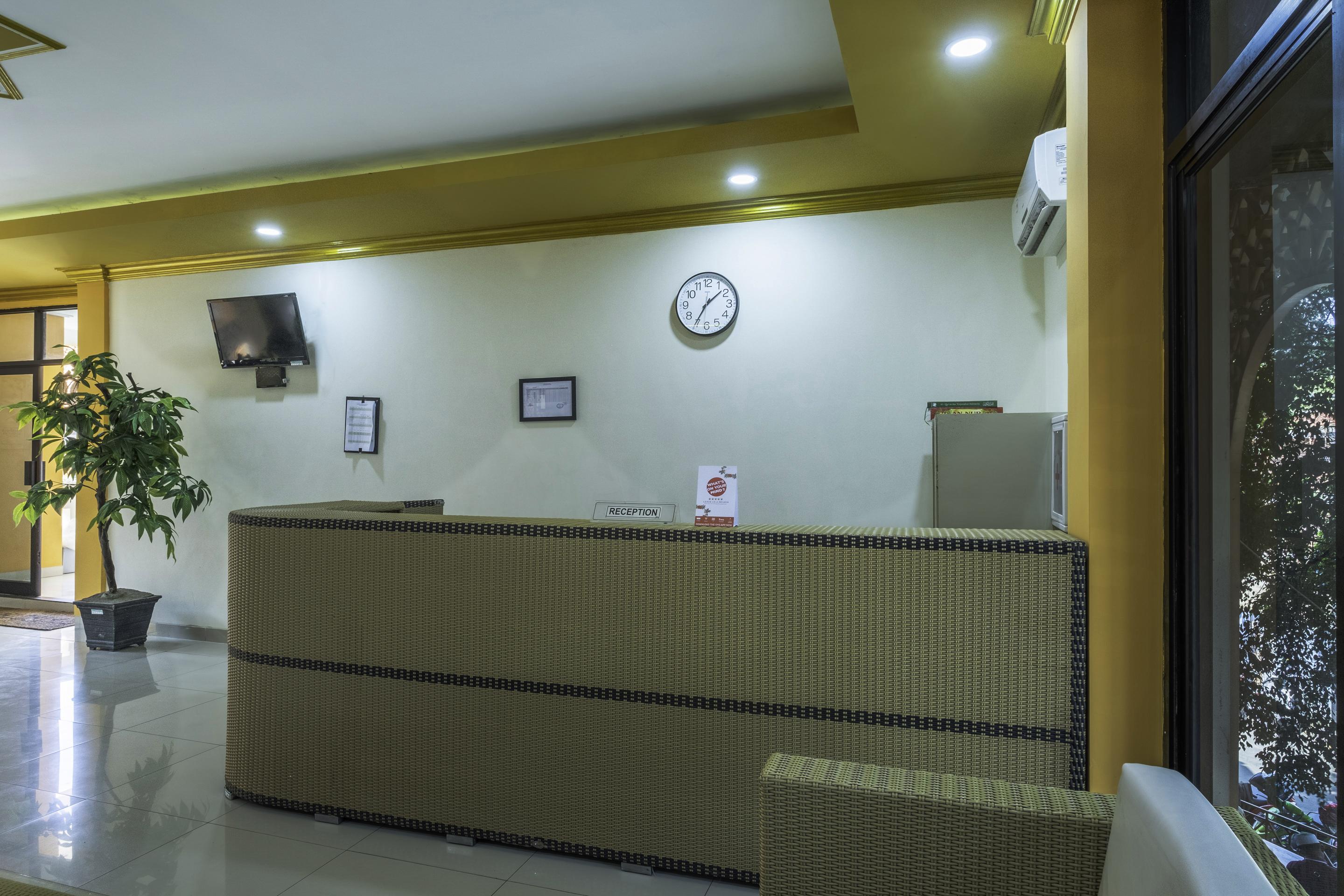 Oyo 2132 Pondok Avicenna Cirebon Zewnętrze zdjęcie
