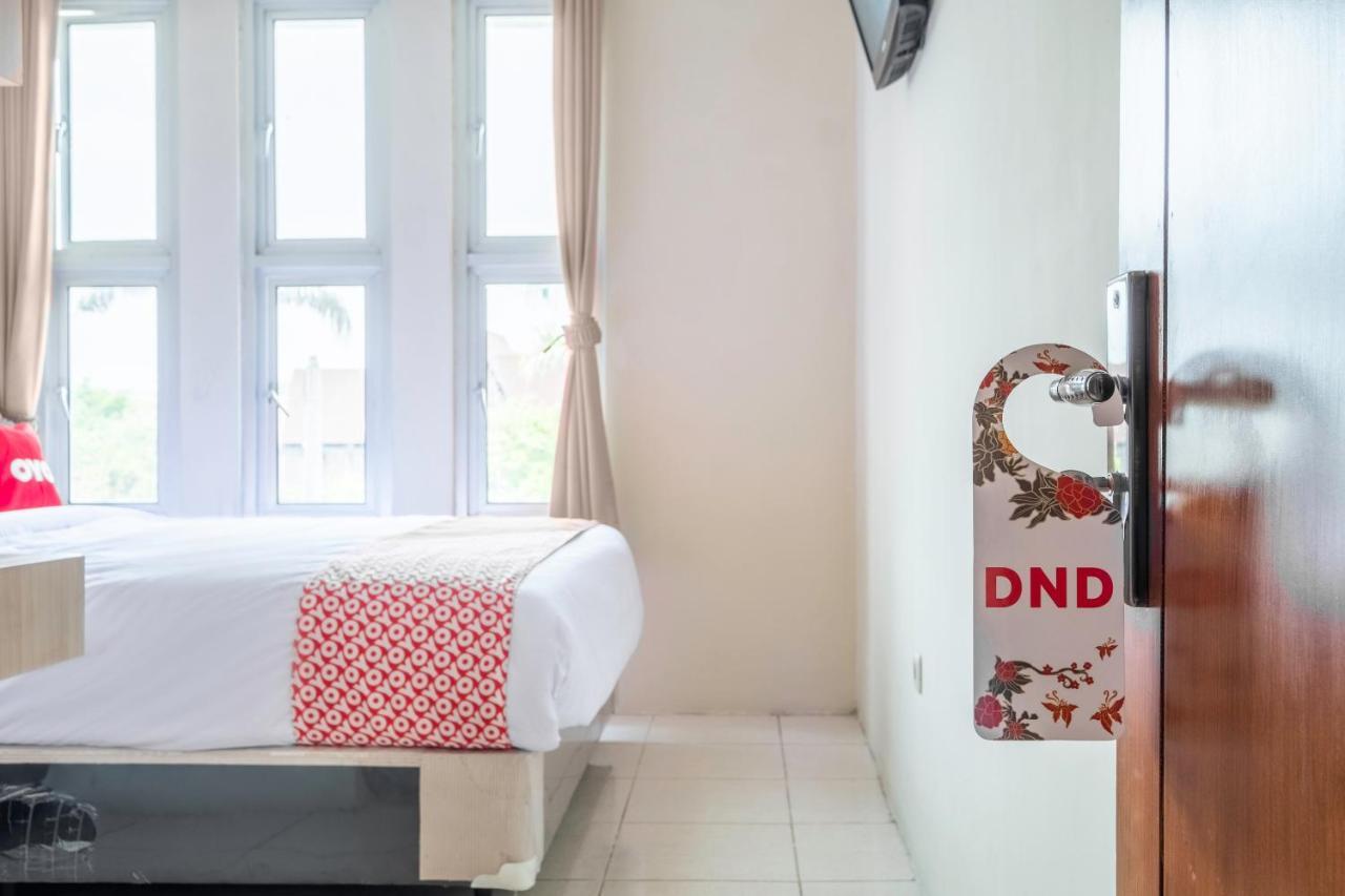 Oyo 2132 Pondok Avicenna Cirebon Zewnętrze zdjęcie